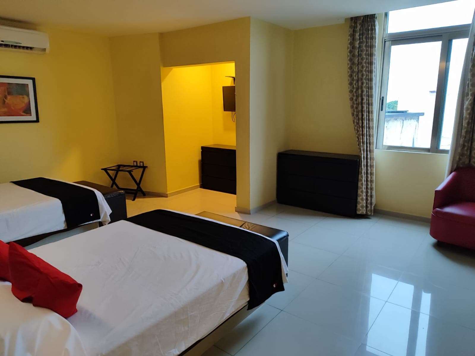 Junior suite triple imagen 2